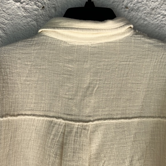 By together woven button down Nwt - Picture 4 of 5